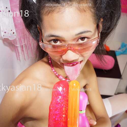 "Cherry loves putting things in her mouth" photo 1
